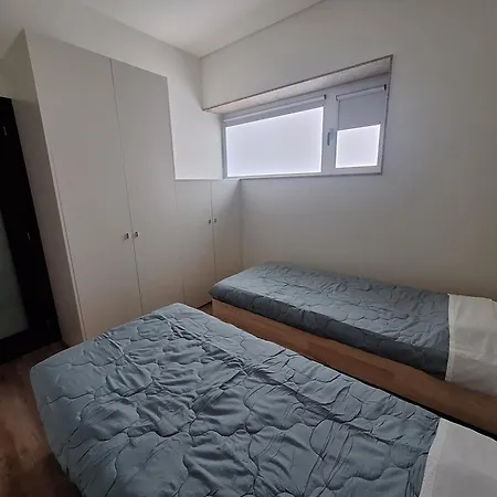 Vivas House إسبونسيندي